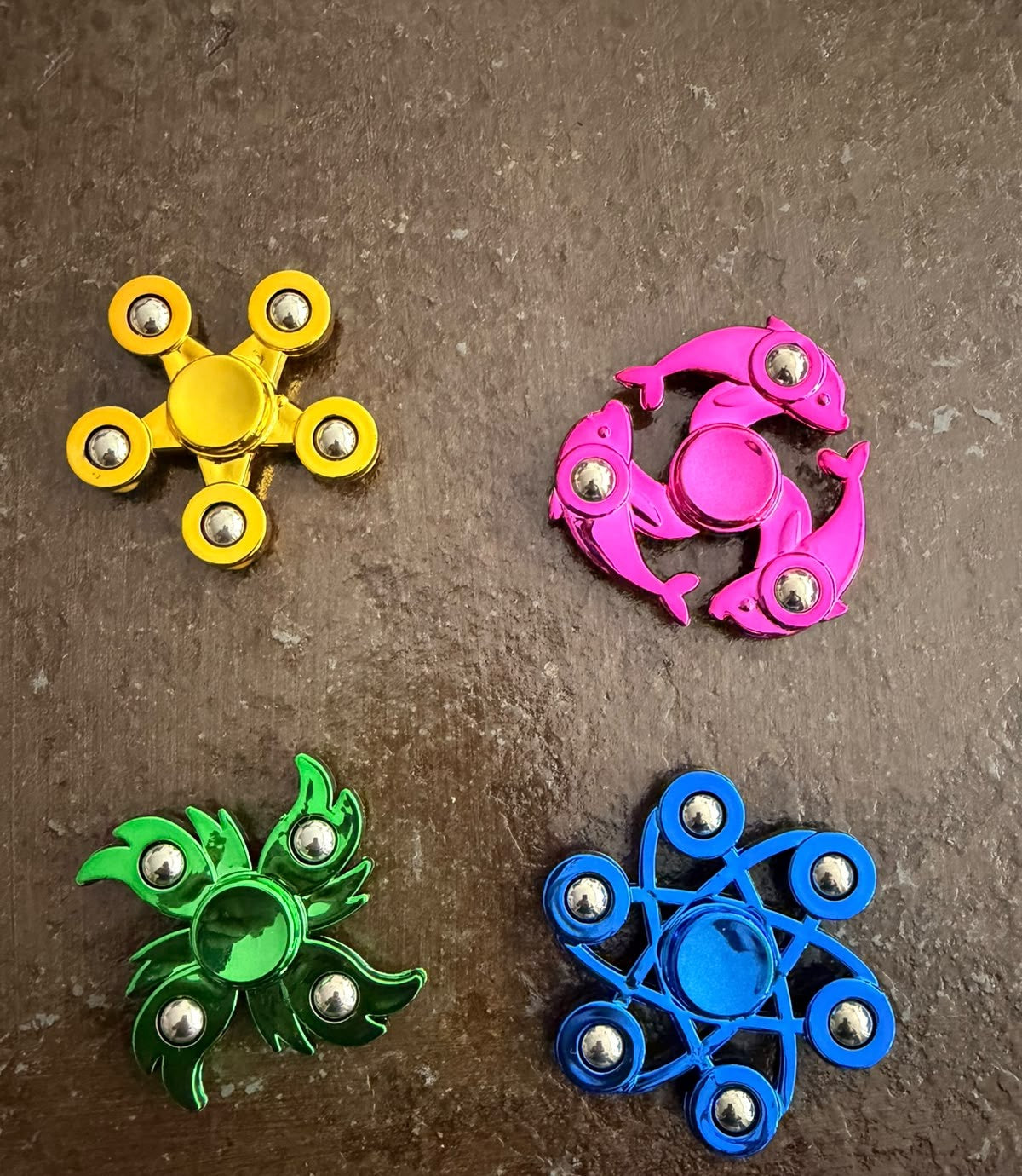 Fidget Spinner Sensorial con Bolitas Metálicas – Diseños Surtidos
